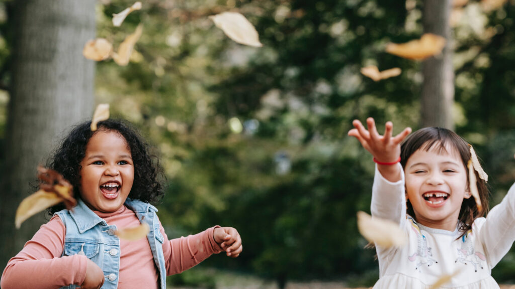 Attività di sensibilizzazione e volontariato per il rispetto della natura